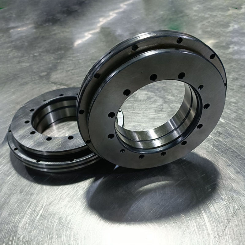 轉(zhuǎn)臺軸承裝配誤差看是小問題，影響大事情！