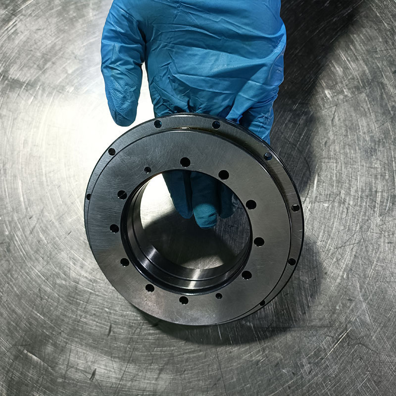 怎樣預(yù)防轉(zhuǎn)臺軸承過早損壞？詳解各種注意事項