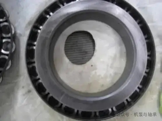 軸承驗(yàn)收印記之發(fā)灰/發(fā)暗，疑是“二手軸承” 